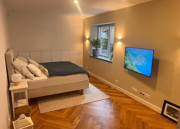 Cozy In New Building *